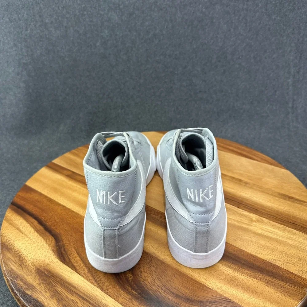 Nike SB Blazer Mid ISO Shoes Gray White DC8901-002 Size 10 Men's Skateboarding